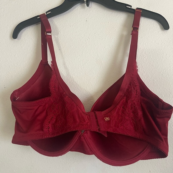 Gessica Simpson (set 2) 42D - Picture 2 of 6